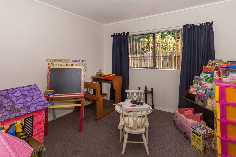 Photo of property in 2/16 Boundary Road, Opaheke, Papakura, 2113