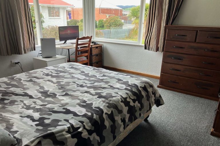 Photo of property in 12 Elderlee Street, Milton, 9220