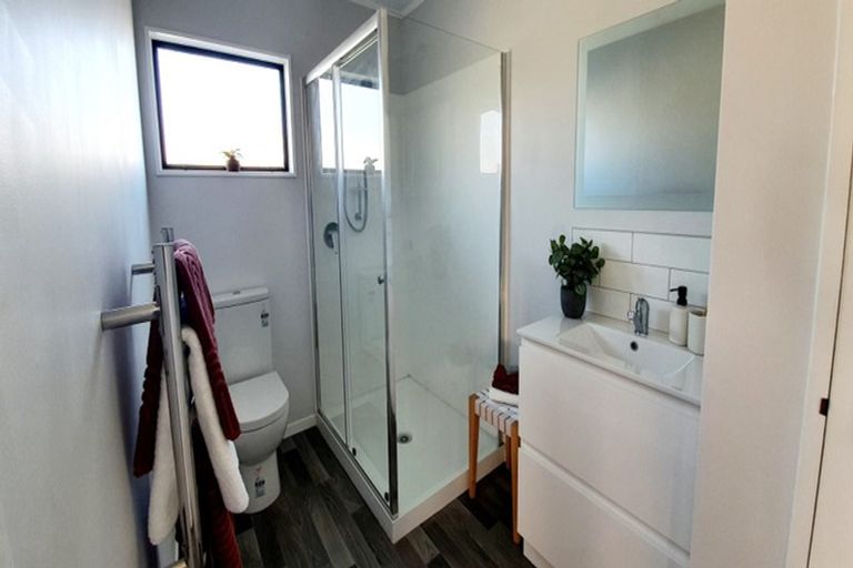 Photo of property in 10 Skye Street, Levin, 5510