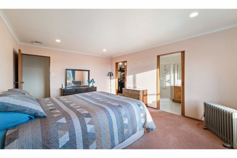 Photo of property in 40 Woodlau Rise, Huntsbury, Christchurch, 8022