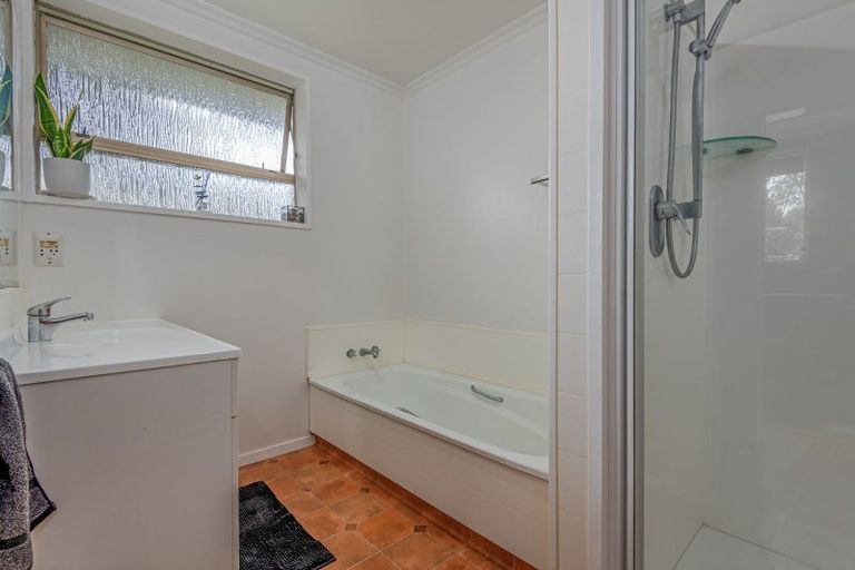 Photo of property in 9 Spilman Place, Awapuni, Palmerston North, 4412