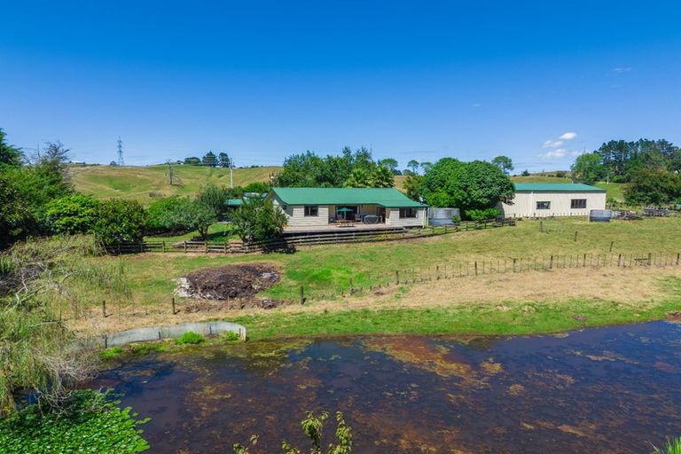Photo of property in 964 Churchill Road, Pukekawa, Tuakau, 2696