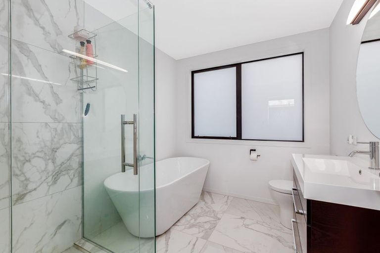 Photo of property in 3c Breakwater Way, Whitby, Porirua, 5024
