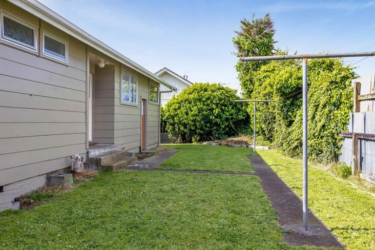 Photo of property in 21a Acourt Street, Hawera, 4610