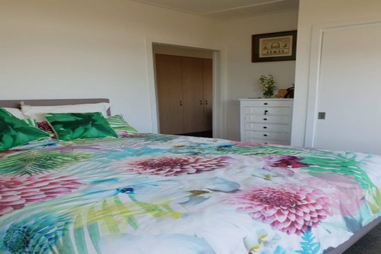 Photo of property in 71a-b Winara Avenue, Waikanae, 5036