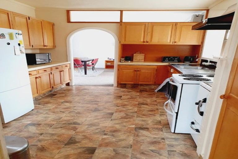 Photo of property in 10 Kelvin Place, Hamilton East, Hamilton, 3216