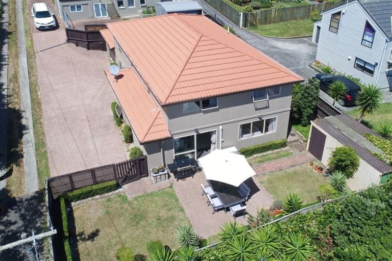 Photo of property in 10a Blacklock Avenue, Henderson, Auckland, 0612