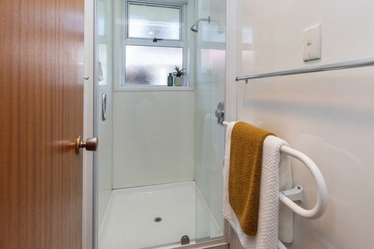 Photo of property in 55 Landsdowne Terrace, Cashmere, Christchurch, 8022