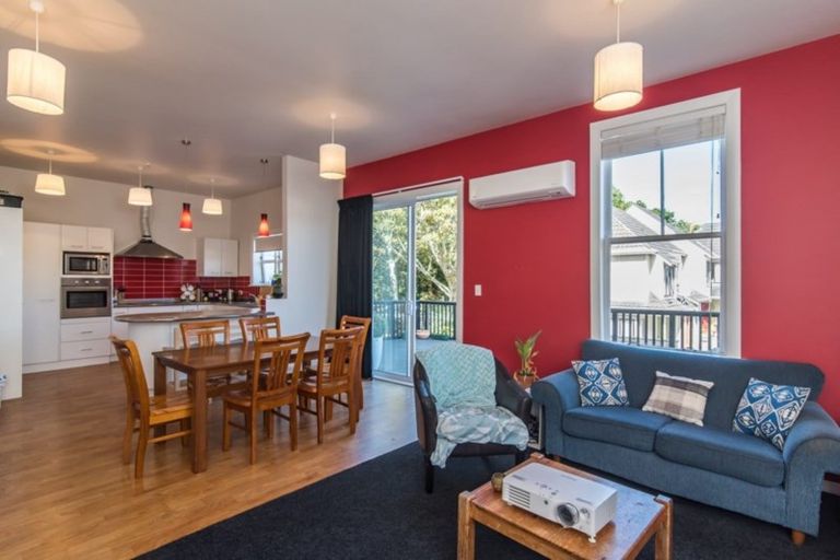 Photo of property in 52 Ellice Street, Mount Victoria, Wellington, 6011