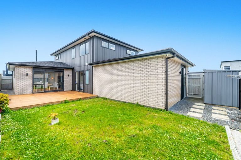 Photo of property in 1 Te Mura Crescent, Takanini, 2112