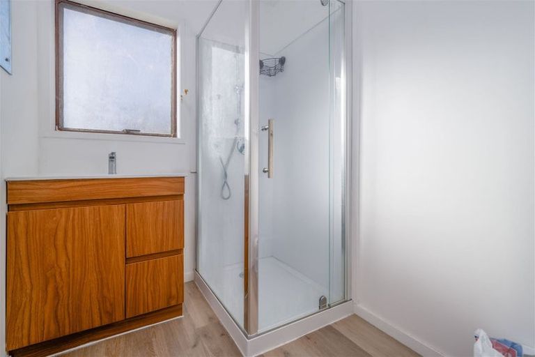 Photo of property in 16 Armada Drive, Ranui, Auckland, 0612