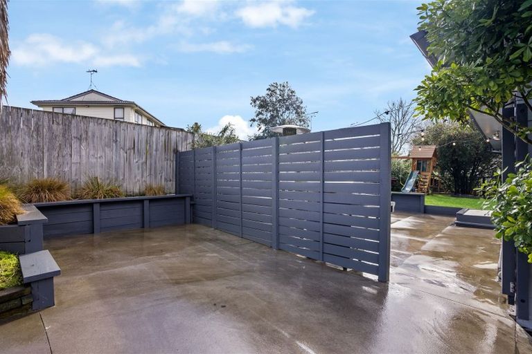 Photo of property in 1/13 Broadview Place, Howick, Auckland, 2014