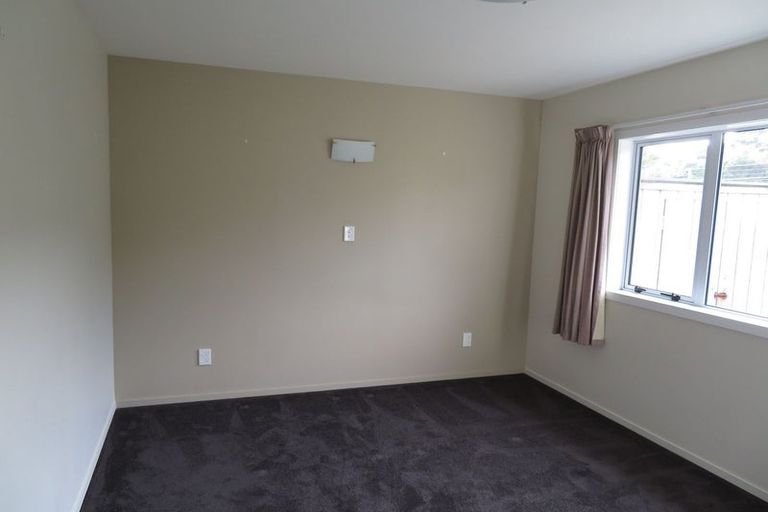 Photo of property in 6 Melville Street, Tawa, Wellington, 5028