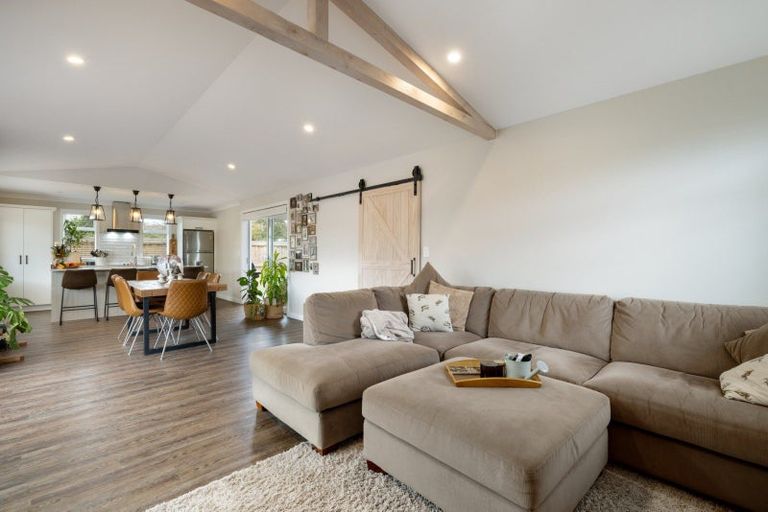 Photo of property in 37 Mahana Way, Pyes Pa, Tauranga, 3112