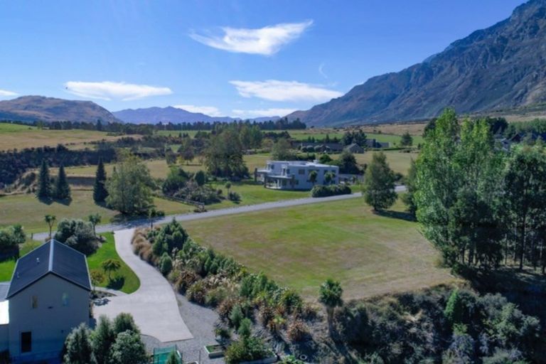 Photo of property in 3 Bluff View Terrace, Drift Bay, Queenstown, 9371