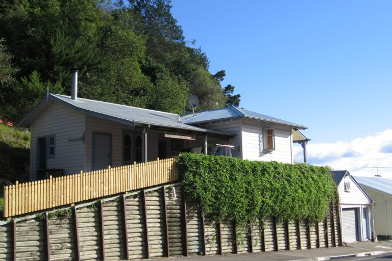 Photo of property in 124a Shakespeare Road, Bluff Hill, Napier, 4110