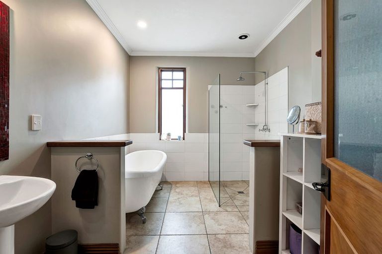 Photo of property in 1248 Egmont Road, Egmont Village, New Plymouth, 4372