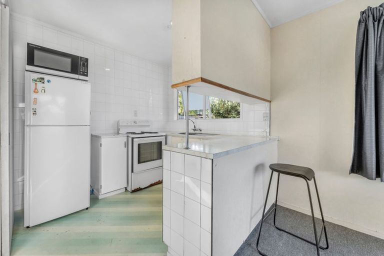 Photo of property in 2/48 Tabitha Crescent, Henderson, Auckland, 0612
