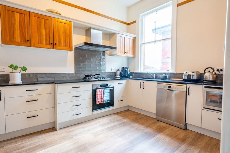 Photo of property in 11 Wai-iti Road, Maori Hill, Timaru, 7910