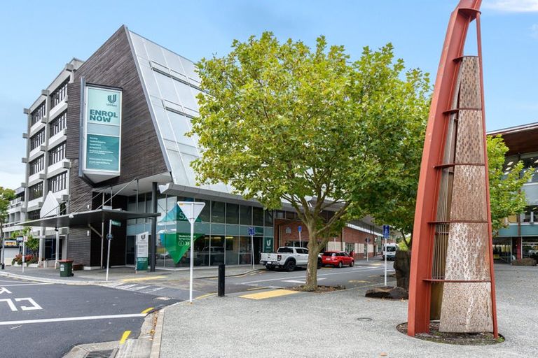 Photo of property in 10/3 Matuhi Rise, Henderson, Auckland, 0612