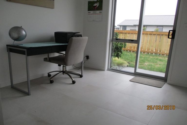 Photo of property in 3 Taioma Close, Papamoa, 3118