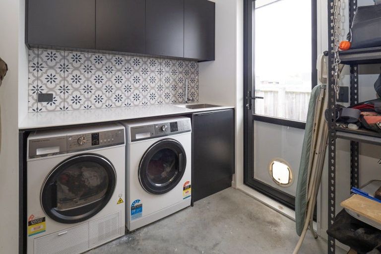 Photo of property in 5 Roxburgh Place, Tinwald, Ashburton, 7700