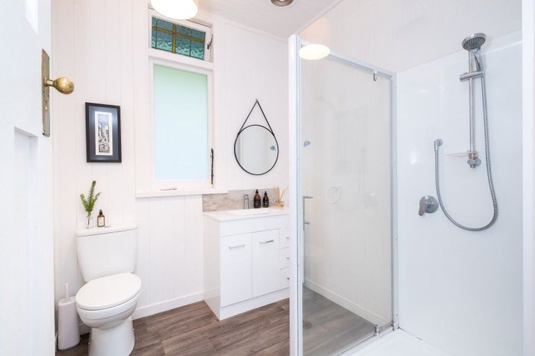 Photo of property in 4 Guys Hill Road, Hospital Hill, Napier, 4110