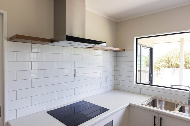 Photo of property in 21 Logan Way, Kelvin Grove, Palmerston North, 4414