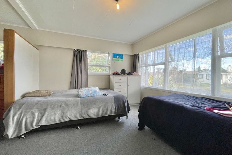 Photo of property in 1 Kotare Place, Tokoroa, 3420