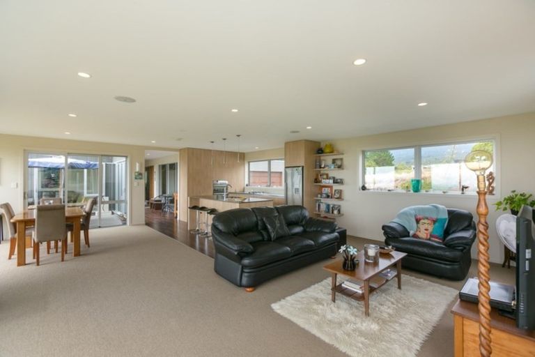 Photo of property in 1089 Plymouth Road, Koru, New Plymouth, 4374