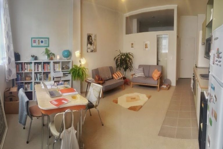 Photo of property in Edward Street Apartments, 21/3 Edward Street, Te Aro, Wellington, 6011