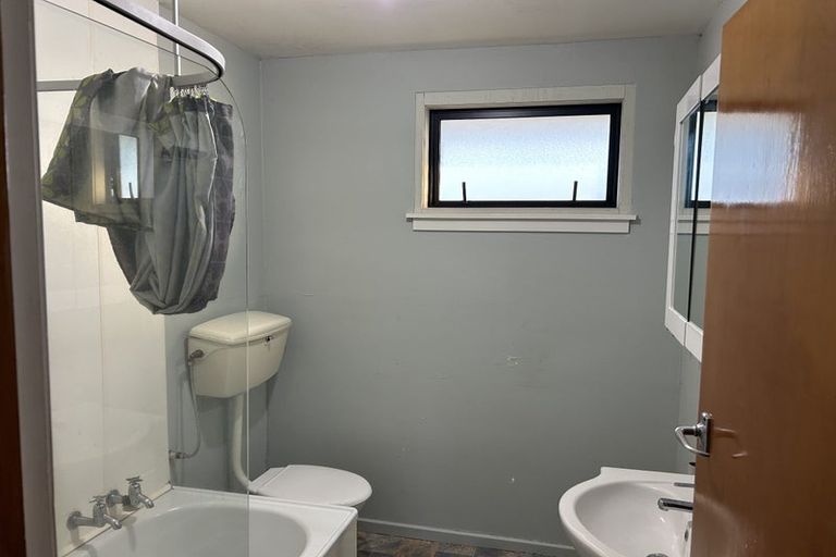 Photo of property in 52 Springfield Road, St Albans, Christchurch, 8014