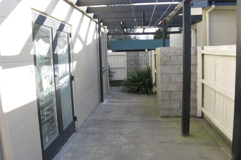 Photo of property in 8/23 Frederick Street, Waltham, Christchurch, 8011