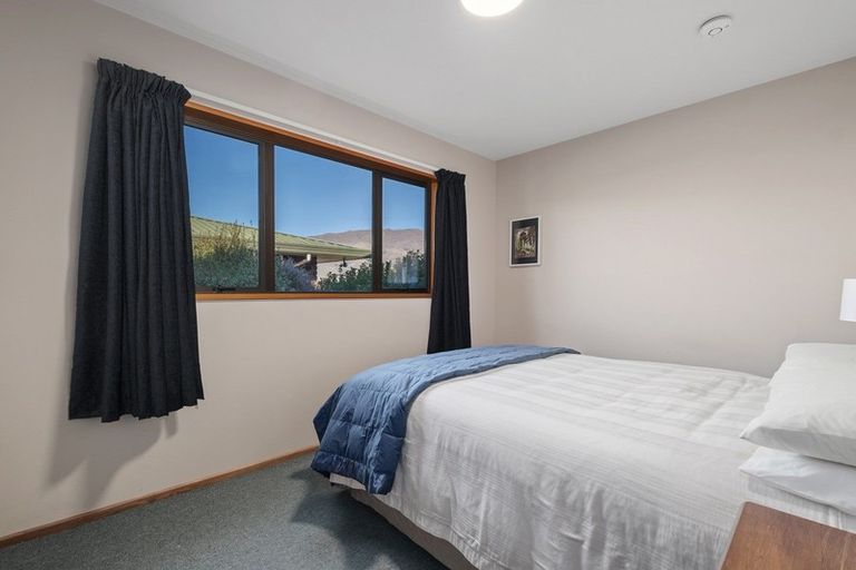 Photo of property in 60 Rata Street, Wanaka, 9305