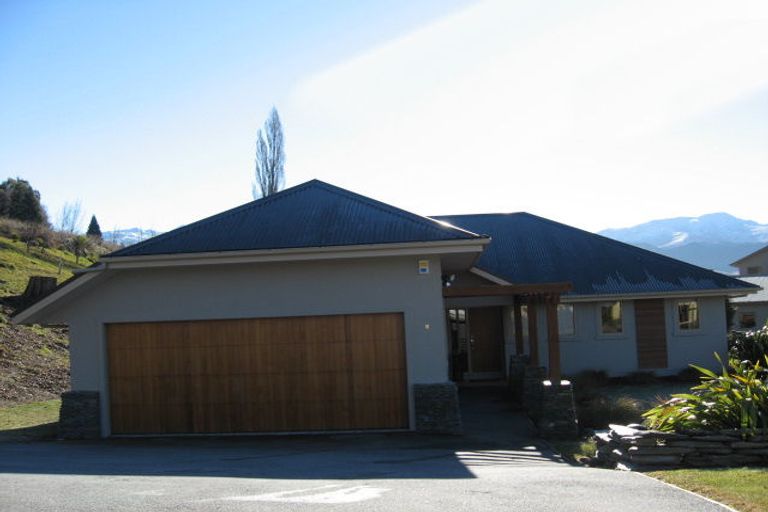 Photo of property in 6 Stowmore Lane, Lower Shotover, Queenstown, 9371