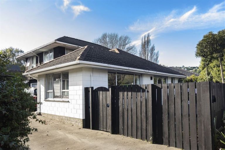 Photo of property in 1/51 Centaurus Road, Cashmere, Christchurch, 8022