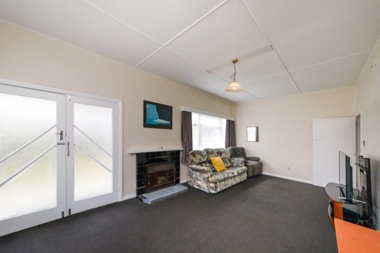 Photo of property in 9 Fagan Street, Bulls, 4818