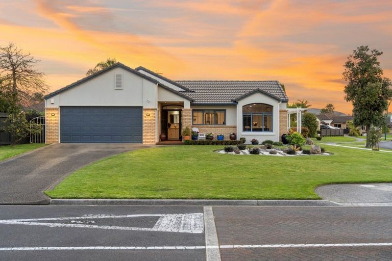 Photo of property in 2 Carlsberg Place, Papamoa Beach, Papamoa, 3118
