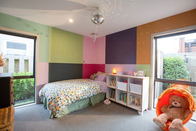 Photo of property in 1 Merivale Avenue, Wanaka, 9305