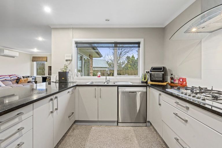 Photo of property in 4 Rowling Place, Leamington, Cambridge, 3432