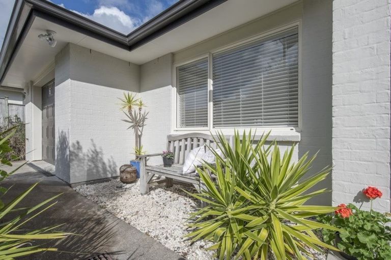 Photo of property in 6 Orewa Street, Torbay, Auckland, 0630