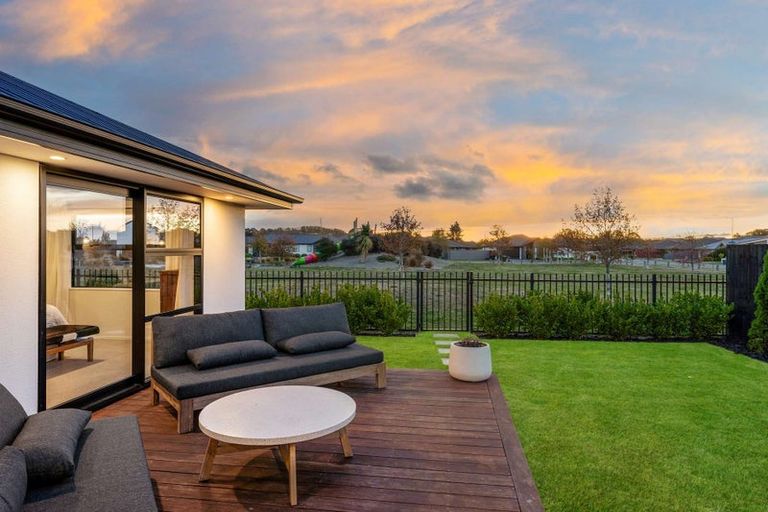 Photo of property in 21 Leader Street, Marshland, Christchurch, 8083