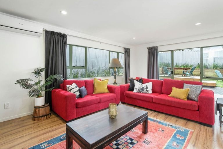 Photo of property in 2/251 Pakuranga Road, Pakuranga, Auckland, 2010