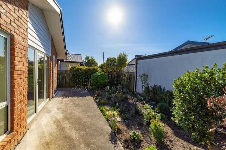Photo of property in 6/26 Meadow Street, Papanui, Christchurch, 8052