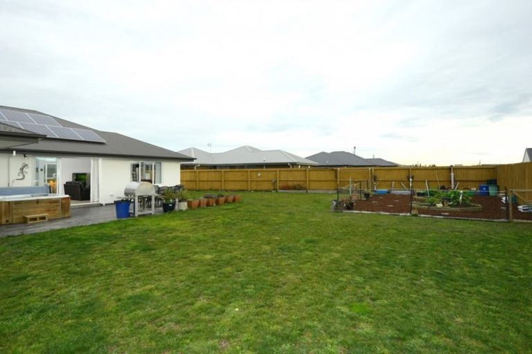 Photo of property in 30 Burnham School Road, Rolleston, 7614