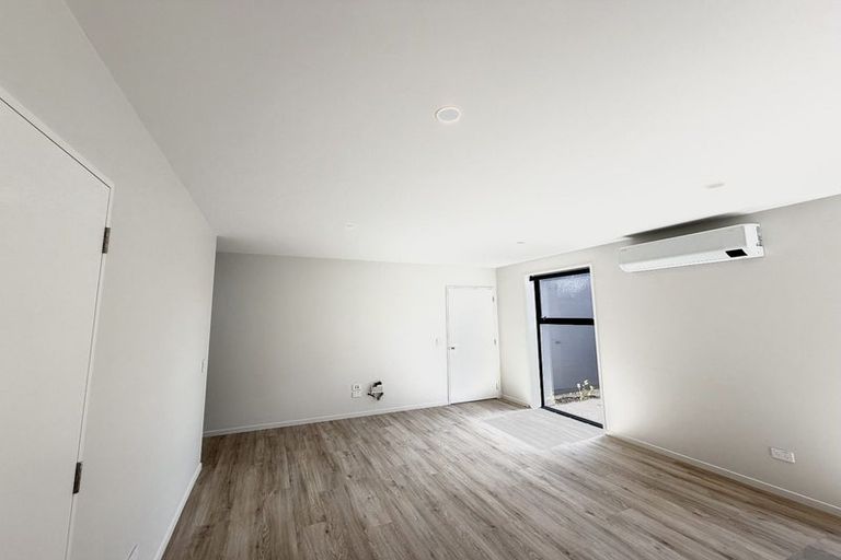 Photo of property in 1/197 Innes Road, St Albans, 8052