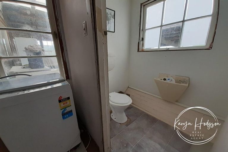 Photo of property in 184 Paparoa Station Road, Paparoa, 0571