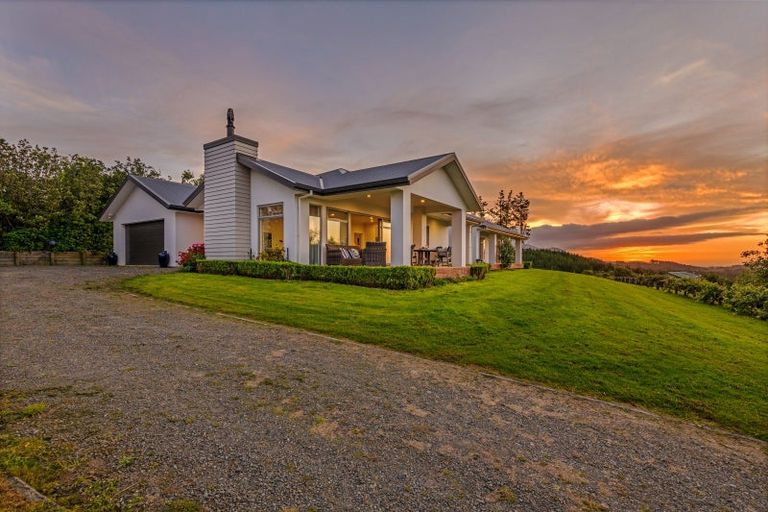 Photo of property in 12 Fleetwood Lane, Turitea, Palmerston North, 4472