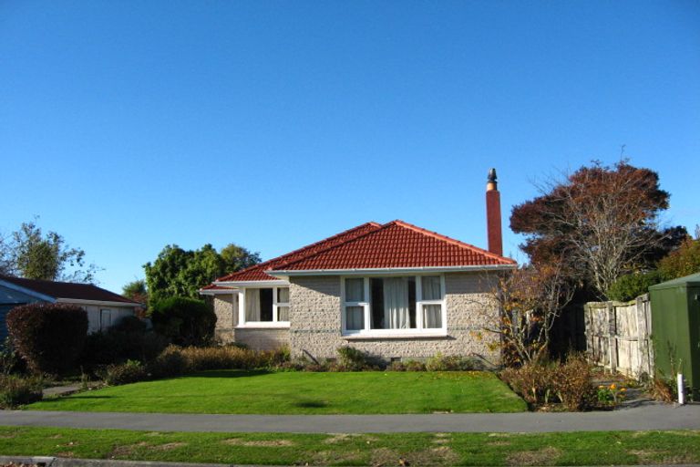 Photo of property in 3 Opihi Street, Cracroft, Christchurch, 8025