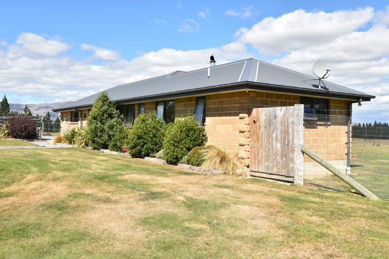 Photo of property in 85 Ben Ohau Road, Ben Ohau, Twizel, 7999